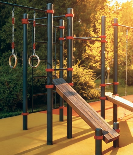 Спортивные площадки